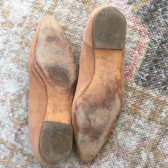 Manolo Blahnik Tan Suede Flats 37.5 - Picture 6 of 7